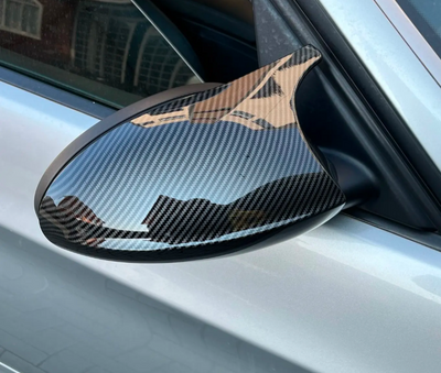 Coques rétroviseurs carbone BMW Série 3 E90 E92 - vue rapprochée - Becquet Voiture
