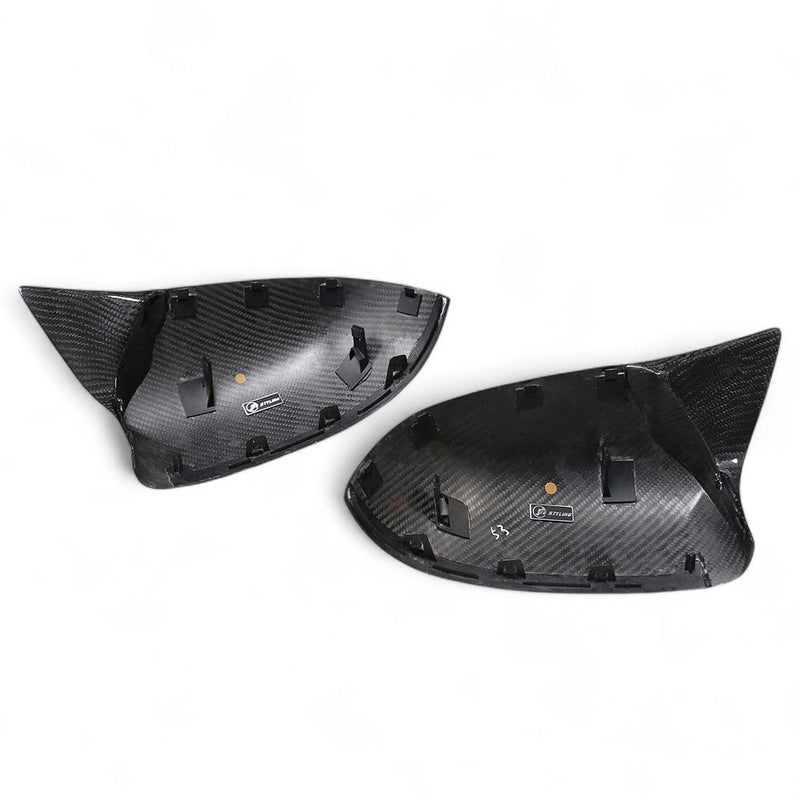 Carbon fiber mirror caps BMW X3 F25 - fitting detail - Becquet Voiture