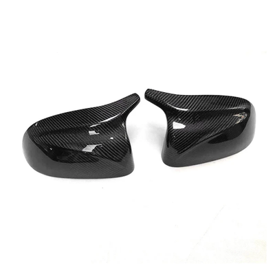 Coques rétroviseurs carbone BMW X3 G01 - vue de trois-quarts - Becquet Voiture