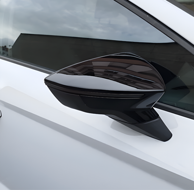 Coques Rétroviseurs Noir Brillant Seat Leon III 5F 2012 2020 - installé sur véhicule - Becquet Voiture