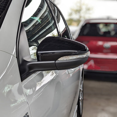 Coques rétroviseurs VW Golf 6 noir brillant - vue de profil - Becquet Voiture
