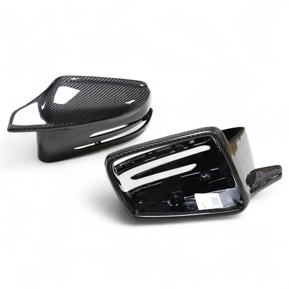 https://cdn.shopify.com/s/files/1/0565/4957/2747/files/coques_de_retroviseurs_fibre_de_carbone_mercedes_classe_a_cla_gla_c_e_w176_w204_w212_x156_c117-34.jpg?v=1761999686
