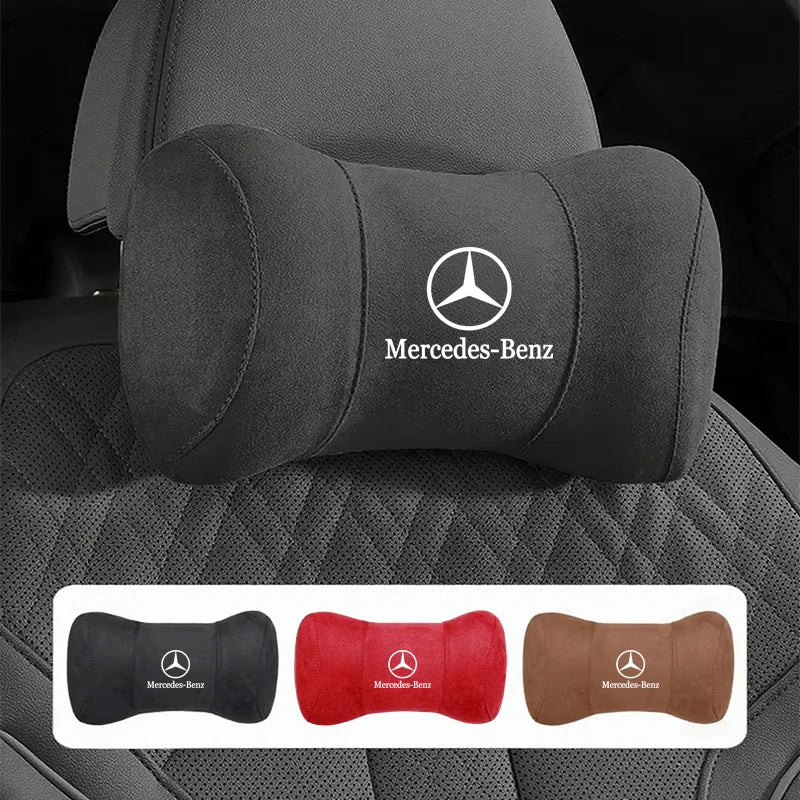 Coussin Appuie-Tête Mémoire de Forme Mercedes AMG - vue de face - Becquet Voiture