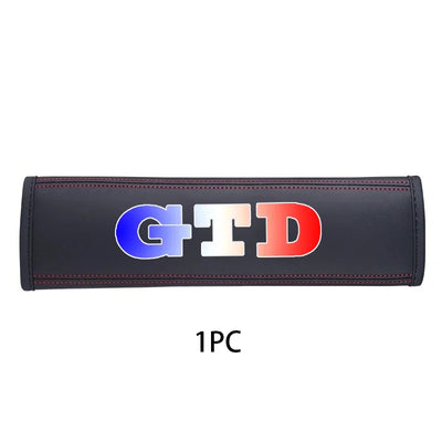 Coussin Cuir Volkswagen Golf MK4 à MK8 GTD R - packshot studio 2 - Becquet Voiture