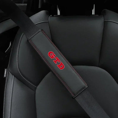 Coussin Cuir Volkswagen Golf MK4 à MK8 GTD R - vue de face - Becquet Voiture