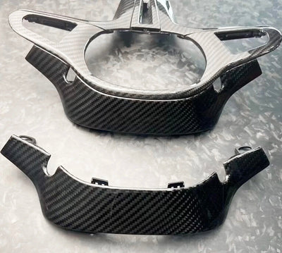 Couvercle Arrière Volant Fibre Carbone BMW - vue de profil - Becquet Voiture