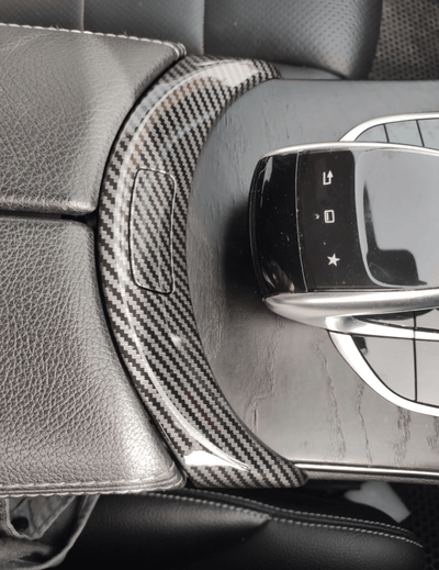 Couvercle boîte à gants carbone Mercedes Classe C W205 - vue arrière - Becquet Voiture