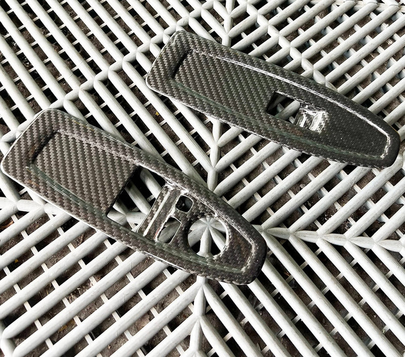 Couvercle Bouton Porte Fibre Carbone BMW F82 LCI - vue arrière - Becquet Voiture