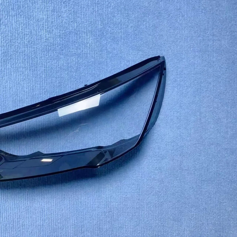 Couvercle de Protection Phare Audi A1 2015-2018 - vue de trois-quarts - Becquet Voiture