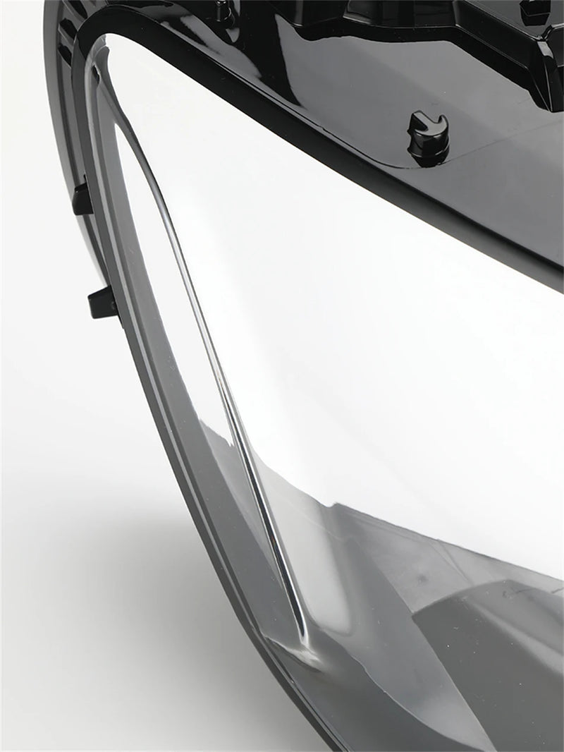 Couvercle Lentille Phare Avant Audi Q7 2020-2023 - vue de trois-quarts - Becquet Voiture