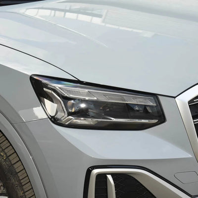 Couvercle Phare Avant Audi Q2L 2023-2024 - packshot studio - Becquet Voiture