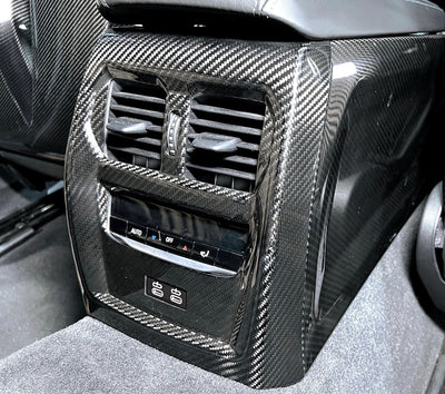 Couvercle Ventilation Climatisation Carbone BMW G80 - vue de trois-quarts - Becquet Voiture