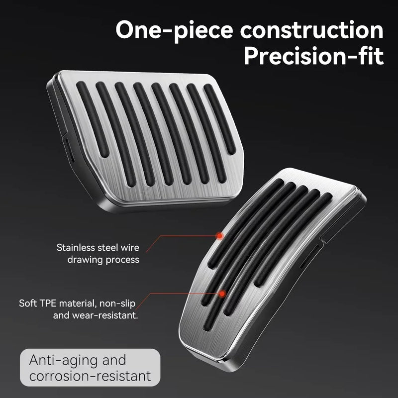Couvre-Pédales Aluminium Tesla Model 3 Y Highland Juniper - vue de trois-quarts - Becquet Voiture