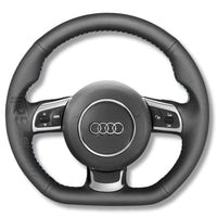 Couvre Volant Audi 8P TT R8 Cuir Alcantara Surpiqures Racing - en situation - Becquet Voiture