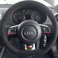 Couvre Volant Audi 8P TT R8 Cuir Alcantara Surpiqures Racing - installé sur véhicule - Becquet Voiture