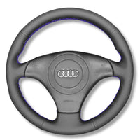 Couvre Volant Audi A3 TT 8N Cuir Alcantara - vue de trois-quarts - Becquet Voiture