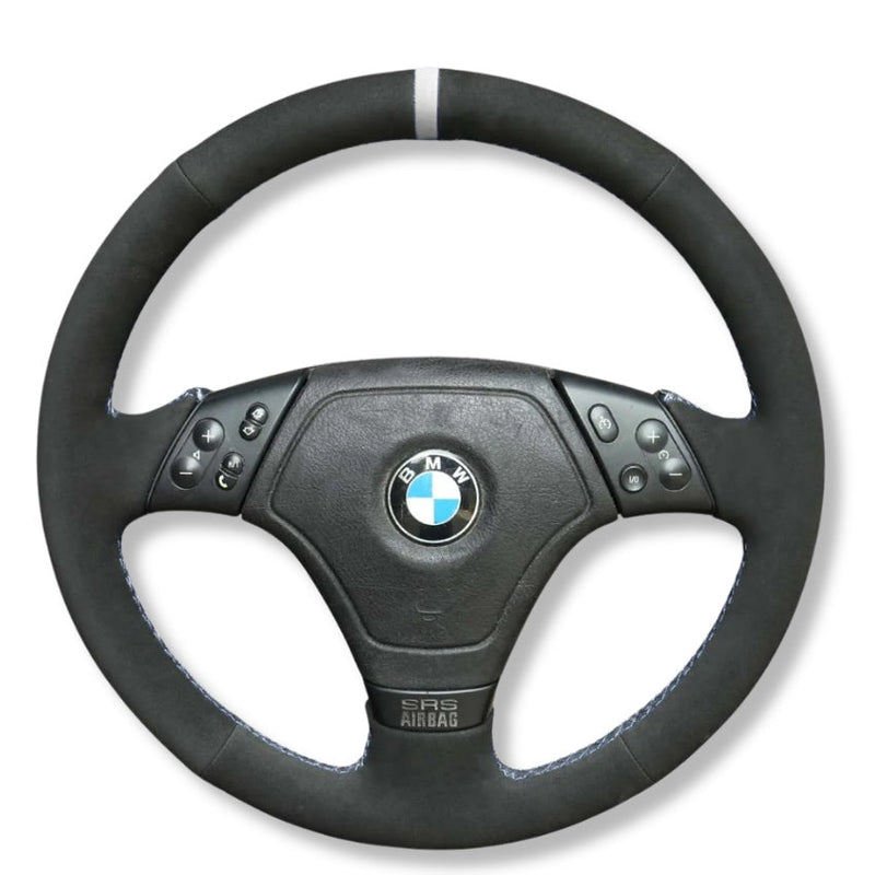Couvre Volant BMW E36 Cuir ou Alcantara Surpiqures - installé sur véhicule - Becquet Voiture