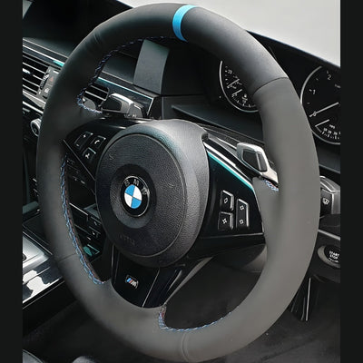 Couvre Volant BMW E60 Cuir Alcantara - vue de profil - Becquet Voiture
