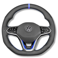 Couvre Volant Cuir VW Golf 8 GTI R Surpiqûres Rouges - vue de trois-quarts - Becquet Voiture