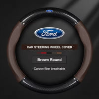 Couvre volant Ford en cuir - packshot studio - Becquet Voiture