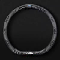 Couvre volant Ford fibre de carbone - installé sur véhicule - Becquet Voiture