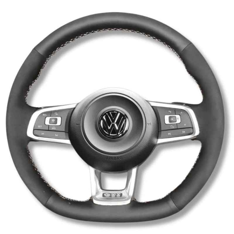 Couvre Volant Golf 7 GTI R Cuir Alcantara Surpiqures 38cm - en situation - Becquet Voiture
