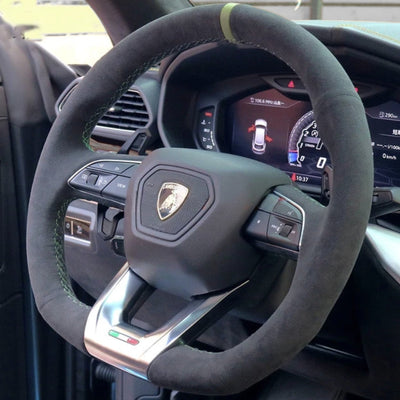 Couvre Volant Lamborghini Urus Alcantara 38cm - vue de profil - Becquet Voiture