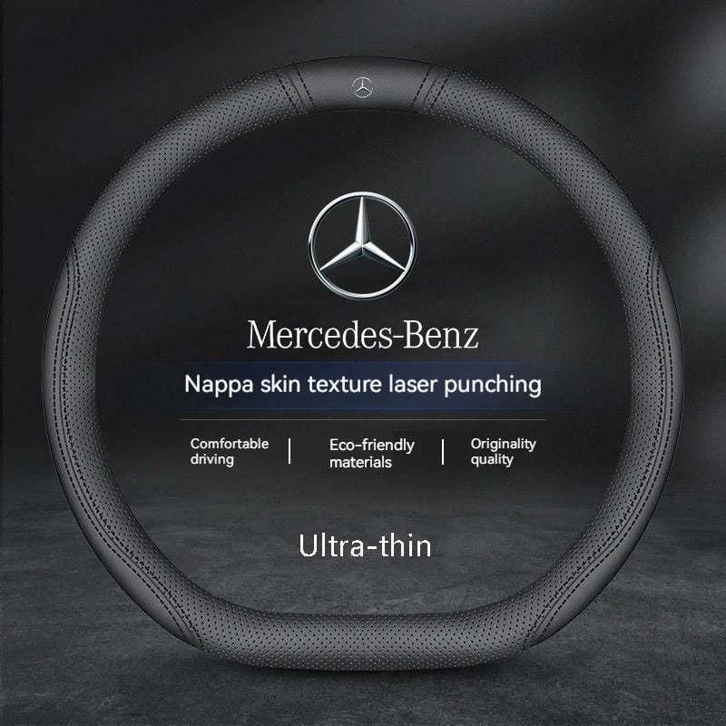 Couvre Volant Mercedes en Cuir - vue de trois-quarts - Becquet Voiture