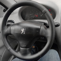 Couvre Volant Peugeot 206 Cuir Surpiqué - vue de profil - Becquet Voiture