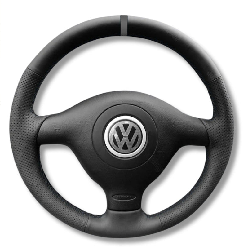 Couvre Volant VW Golf 4 GTI R32 Bora - vue de trois-quarts - Becquet Voiture