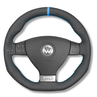 https://cdn.shopify.com/s/files/1/0727/0635/9572/files/couvre_volant_VW_golf_5_alcantara_bleu.jpg?v=1754217684