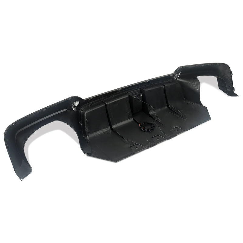Diffuseur Arrière Carbone BMW Série 5 F10 F11 2010-2017 - vue de trois-quarts - Becquet Voiture