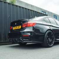 Diffuseur Arrière Fibre Carbone BMW M3 M4 F80 F82 - détail du montage - Becquet Voiture