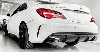 Diffuseur arrière Mercedes CLA W117 type AMG - vue de face - Becquet Voiture