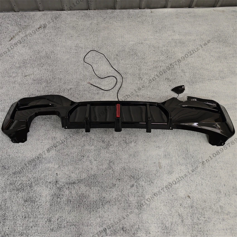 Diffuseur Arrière Style MP BMW Série 1 F20 2015-2019 - vue de trois-quarts - Becquet Voiture