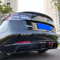 Diffuseur Arriere Tesla Model 3 Model Y Carbone - packshot studio - Becquet Voiture