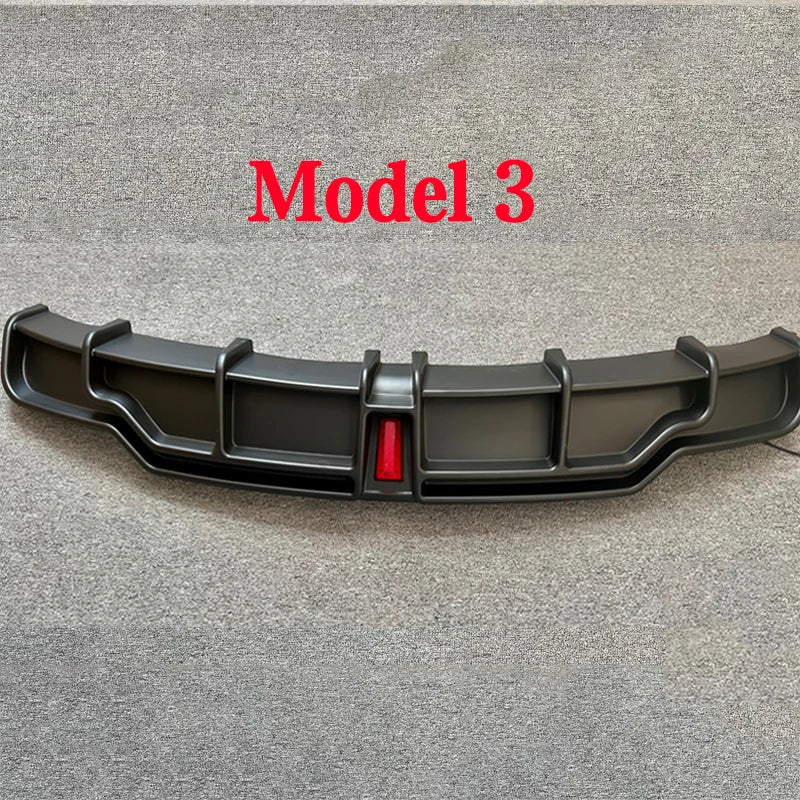 Diffuseur Arriere Tesla Model 3 Model Y Carbone - vue de profil 2 - Becquet Voiture