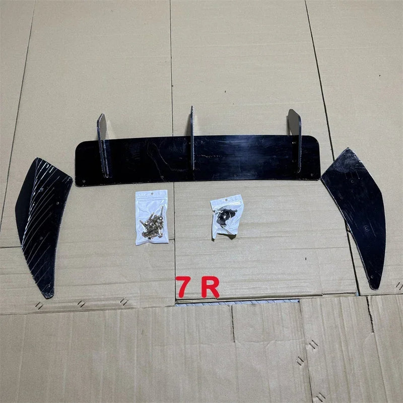 Diffuseur Arrière Volkswagen Golf 7 R GTI 2013-2017 - détail du montage - Becquet Voiture
