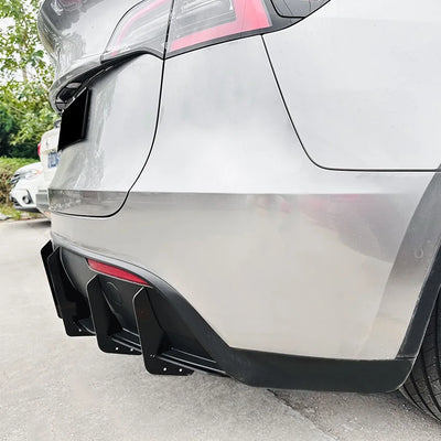Diffuseur Pare-Chocs Arrière Tesla Model Y 2019-2023 - installé sur véhicule - Becquet Voiture