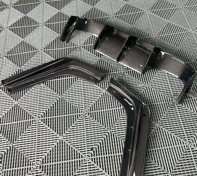 Diffuseur Style V Fibre Carbone BMW F80 F82 F83 - vue de profil - Becquet Voiture