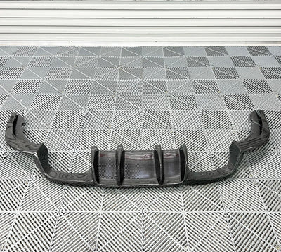 Diffuseur V-Style Carbone Noir BMW M2 F87 - vue arrière - Becquet Voiture