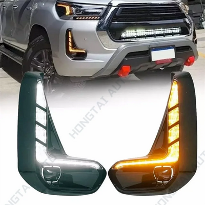 DRL LED Toyota Hilux Revo Clignotants Blancs Jaunes - vue de profil - Becquet Voiture