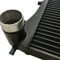 Intercooler 2.0 TFSI Golf 7 8 GTI Audi - studio packshot - Becquet Voiture
