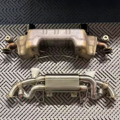 Echappement Catback Porsche Cayman GT4 RS Inox - vue de profil - Becquet Voiture