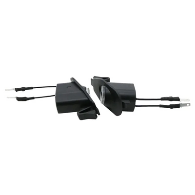 Éclairage Bienvenue Rétroviseur LED Ford Mustang 2013-2022 - vue de trois-quarts - Becquet Voiture