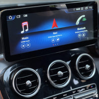 Ecran Carplay Mercedes Classe C W205 GLC 10.25 - vue de profil - Becquet Voiture