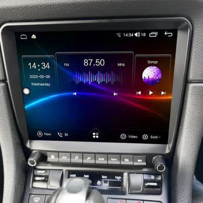 Ecran Carplay Porsche 911 991 Cayman Boxster - vue de profil - Becquet Voiture