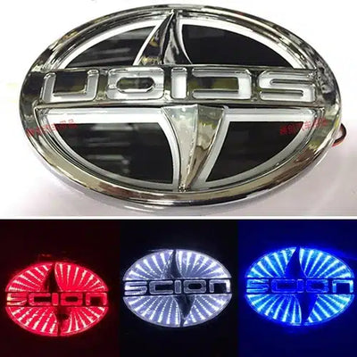 Emblème Arrière LED 4D Scion Lumineux 12V Étanche - vue de face - Becquet Voiture