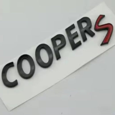 Emblème Arrière Mini Cooper S ABS Noir ou Chrome - vue de profil - Becquet Voiture