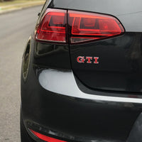 Emblème Badge Logo GTI VW Golf 4 5 6 7 - installé sur véhicule 3 - Becquet Voiture